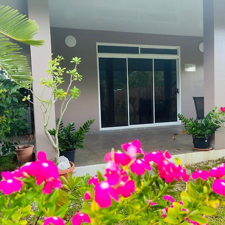 Lokai House Hotel Bora Bora Exterior foto